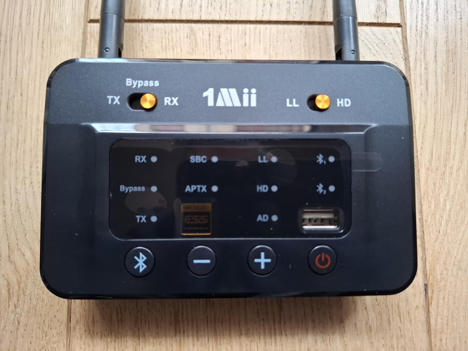 1Mii B03S Trasmettitore Ricevitore Bluetooth 5.3 aptX TV