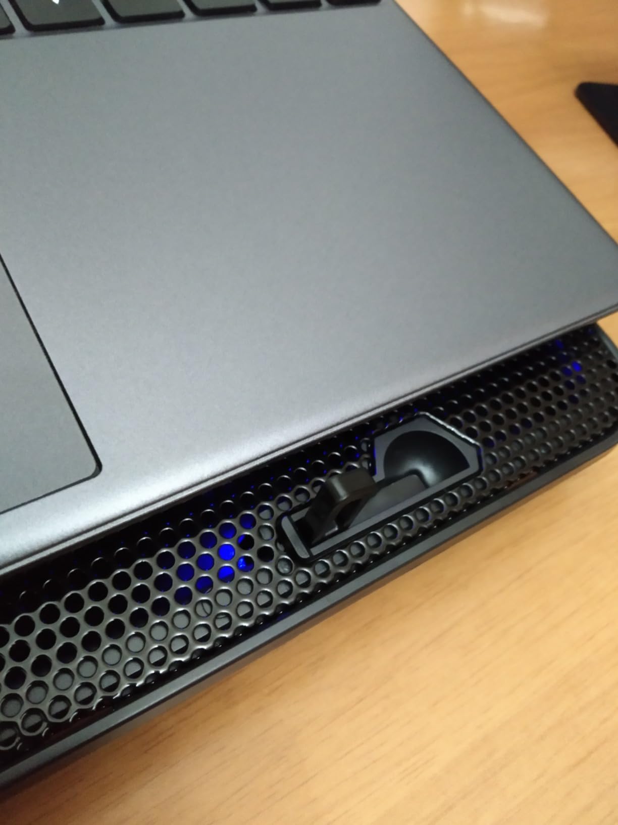NK PC e Giochi Base Raffreddamento Laptop 6 Ventole LED Blu Nero